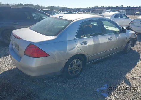 2006 Honda Accord 2.4 Ex из США, поврежденный, VIN 1HGCM56896A046944